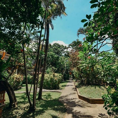 Three Brothers Bungalows & Villas Legian Exterior foto