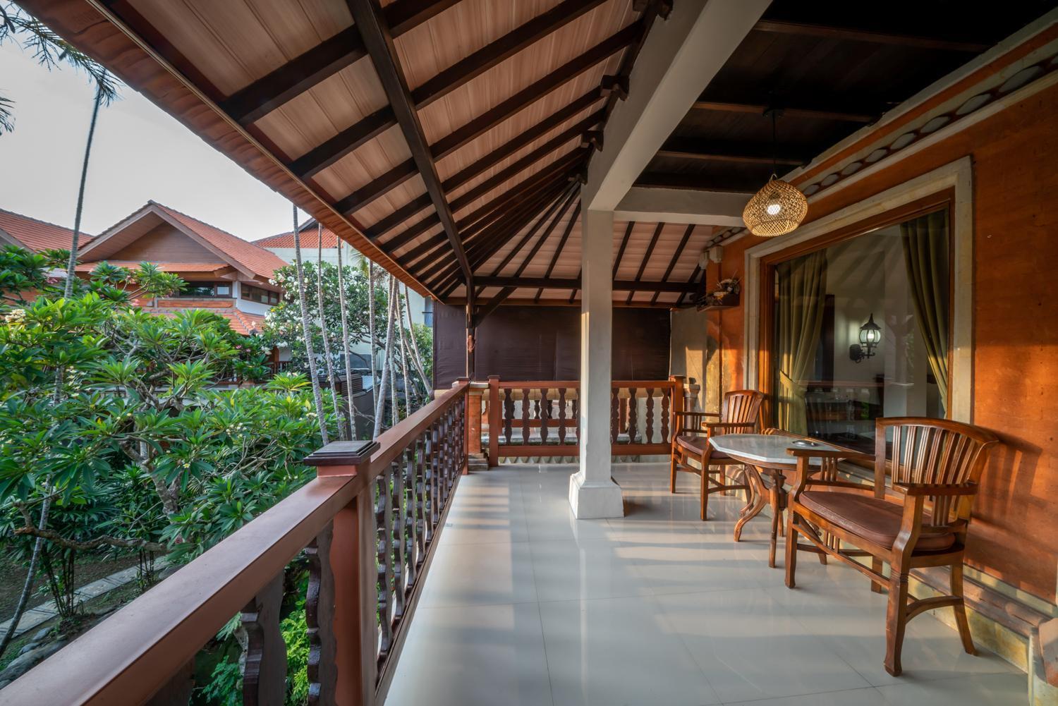 Three Brothers Bungalows & Villas Legian Exterior foto